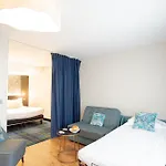 Madame Cadet Aparthotel 4*