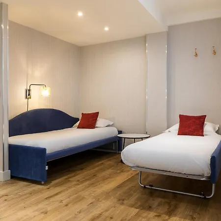 Madame Cadet Aparthotel