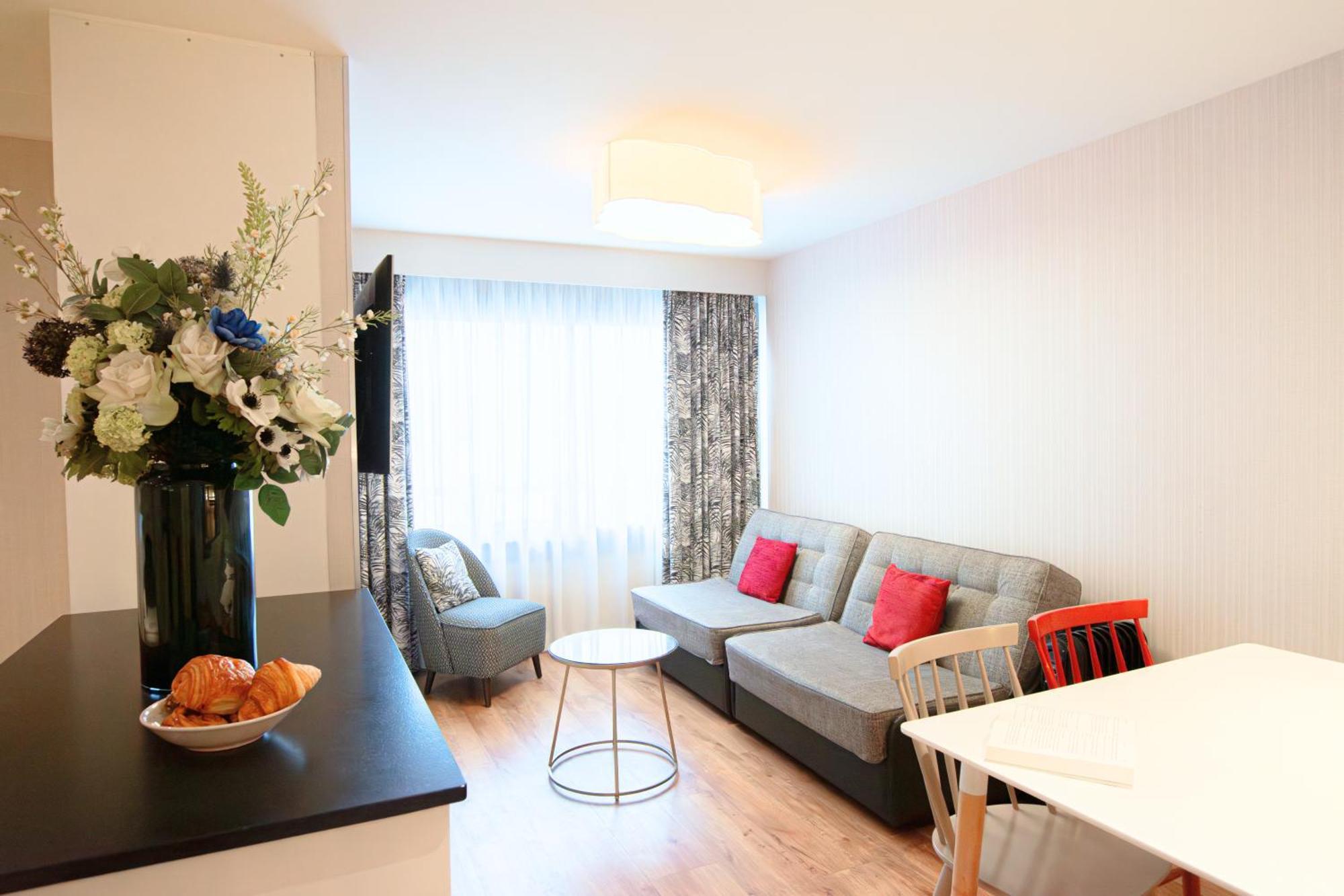 Aparthotel Madame Cadet 4*